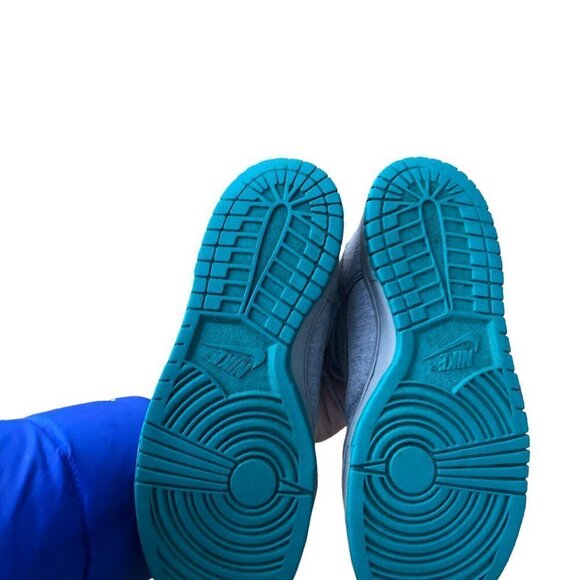 Vintage 2009 Nike Dunk High 6.0 Grey Fleece Size 8 - Picture 2 of 15